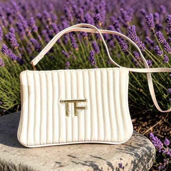 Tom Ford White Quilted Bag with Gold Accent and Tom Ford lip color. - Picture 5 of 5